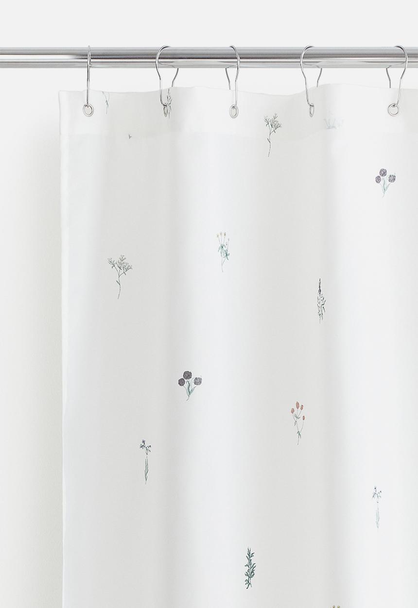 H&M - Floral shower curtain - white floral