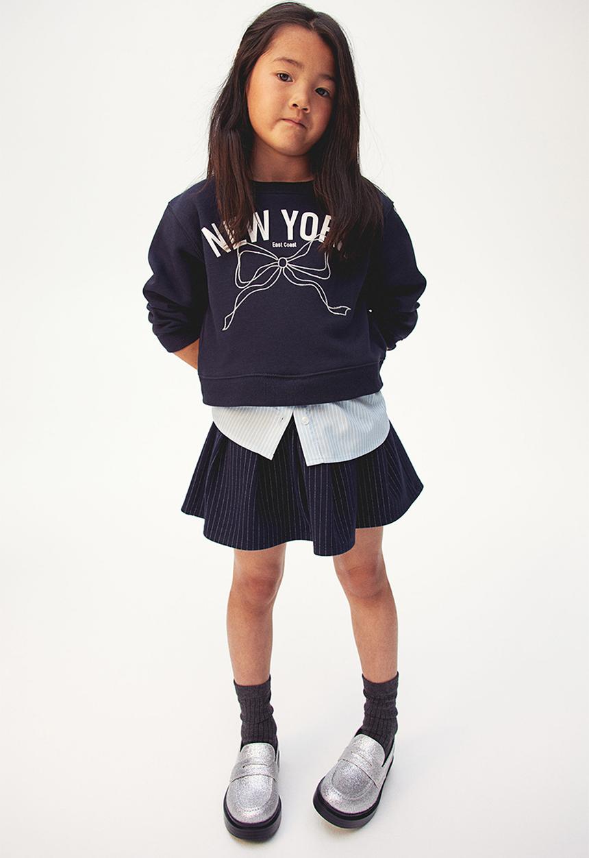H&M - Pleated skirt - navy blue/pinstriped