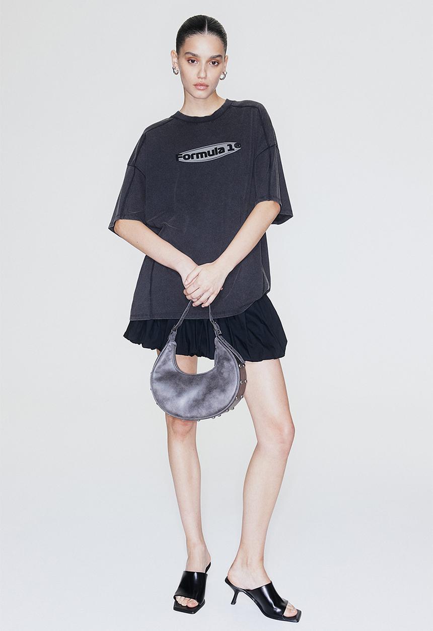 H&M - Oversized printed t-shirt - black & formula 1