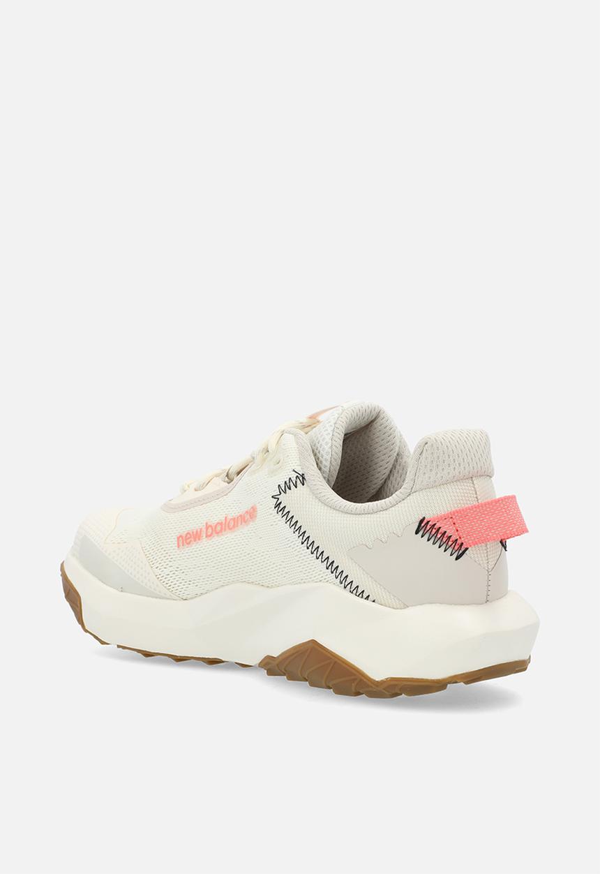 New Balance  - DYNASOFT NITREL v6