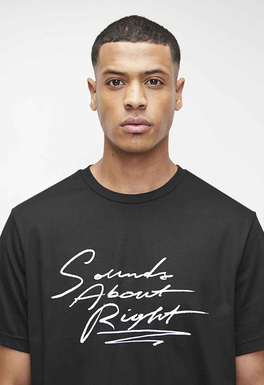 H&M - Regular fit printed T-shirt - black sounds about right