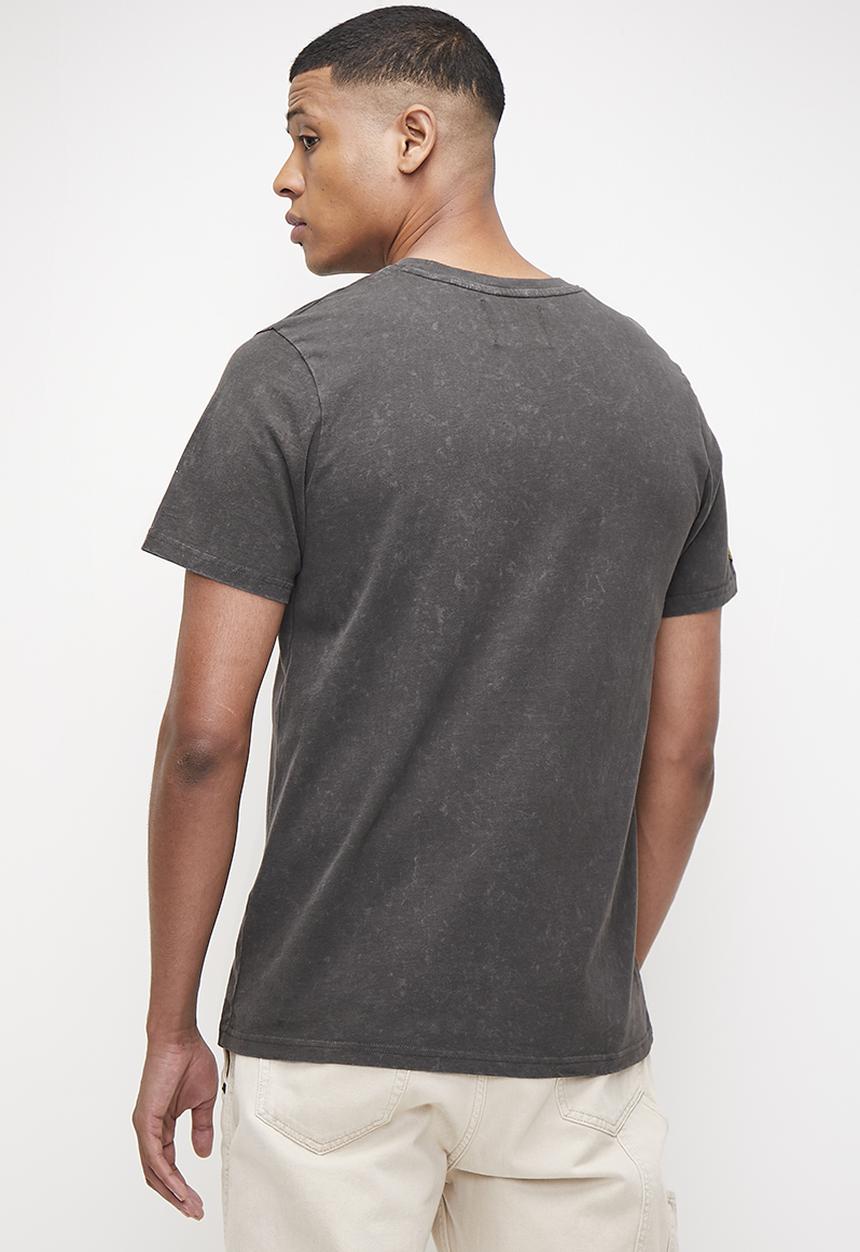 Superdry. - Embossed logo graphic T-shirt  - Vintage Black