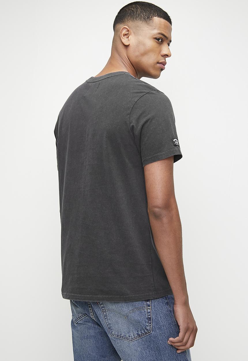 Superdry. - Embossed logo graphic T-shirt - blackboard