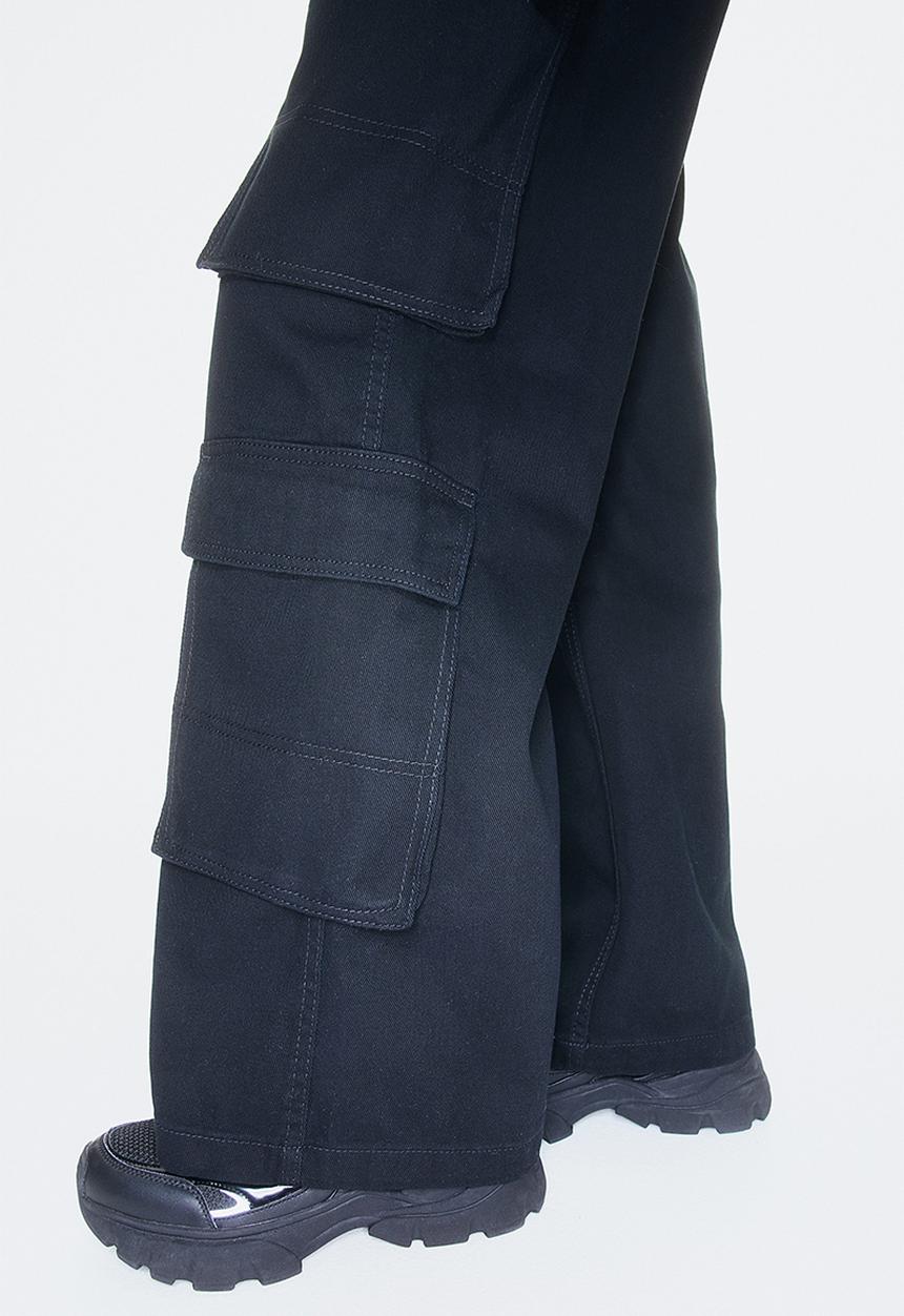 H&M - Wide cargo trousers - black