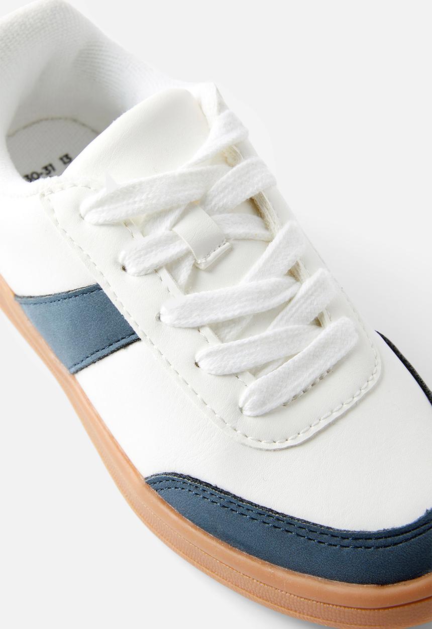 Cotton On - Lenny retro sneaker - squid ink/varsity red