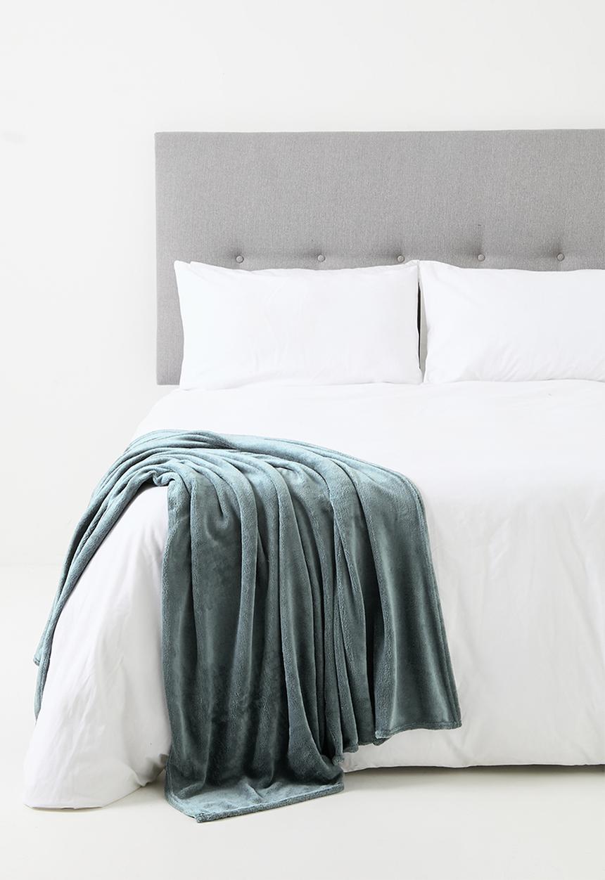 Sixth Floor - Fleece Throw - Dusty Blue