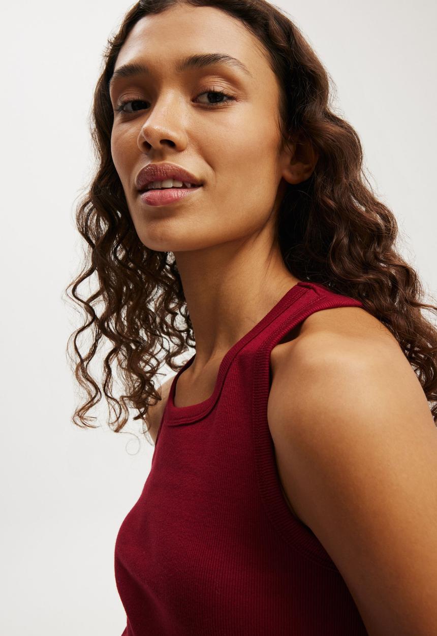 Cotton On - Active Core Rib Racer Tank - Deep Red
