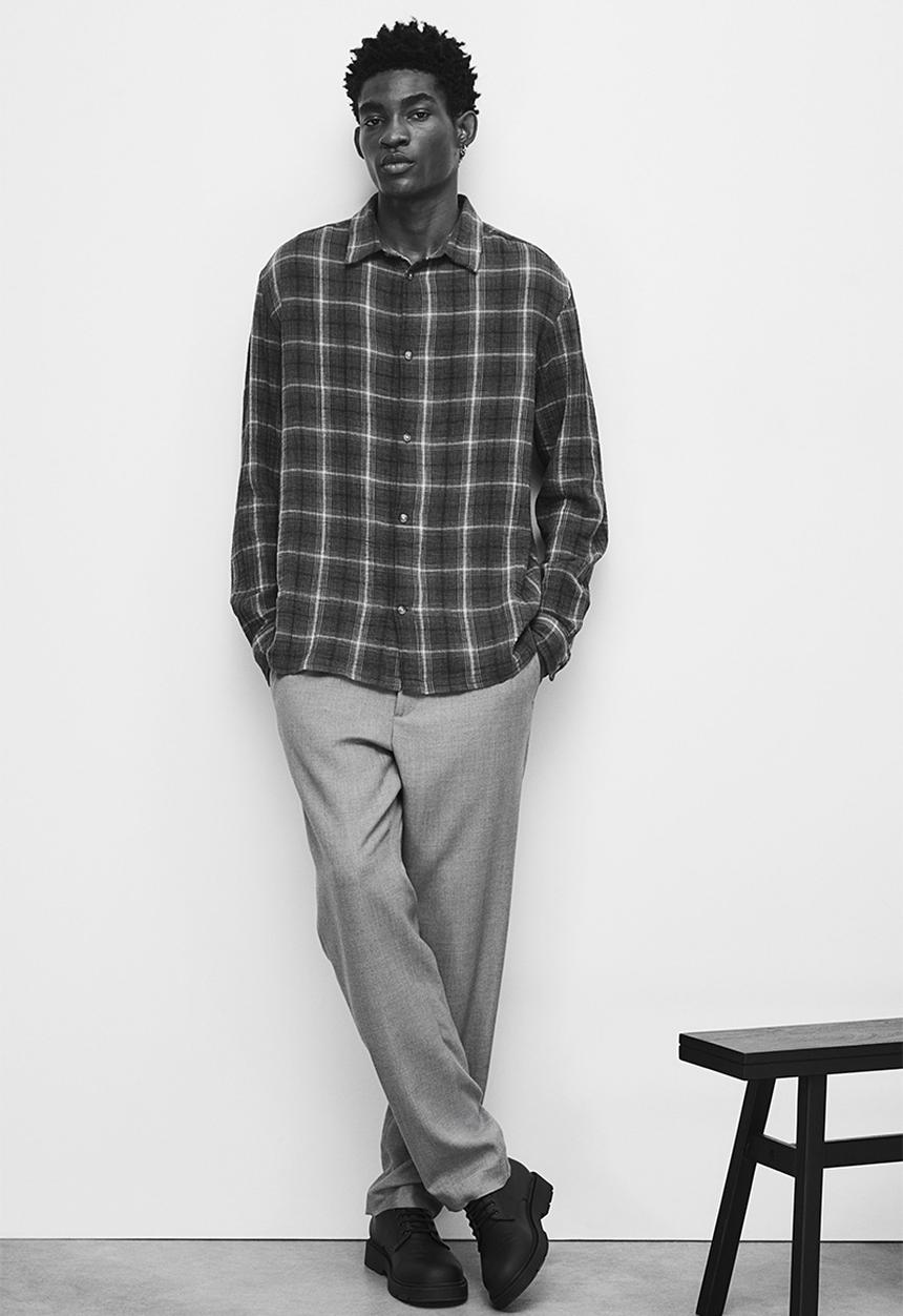 H&M - Regular fit shirt - dark greige checked