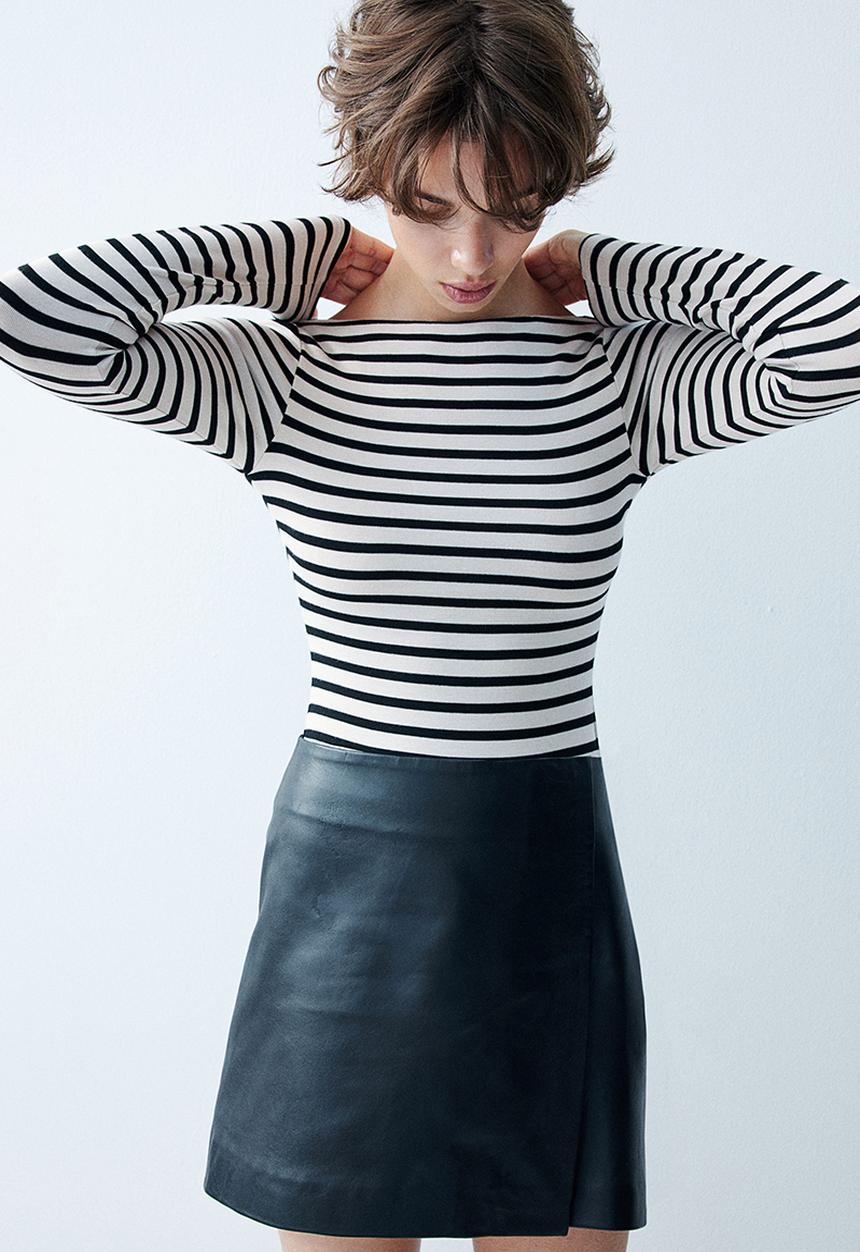 H&M - Boat-neck body - light beige/striped