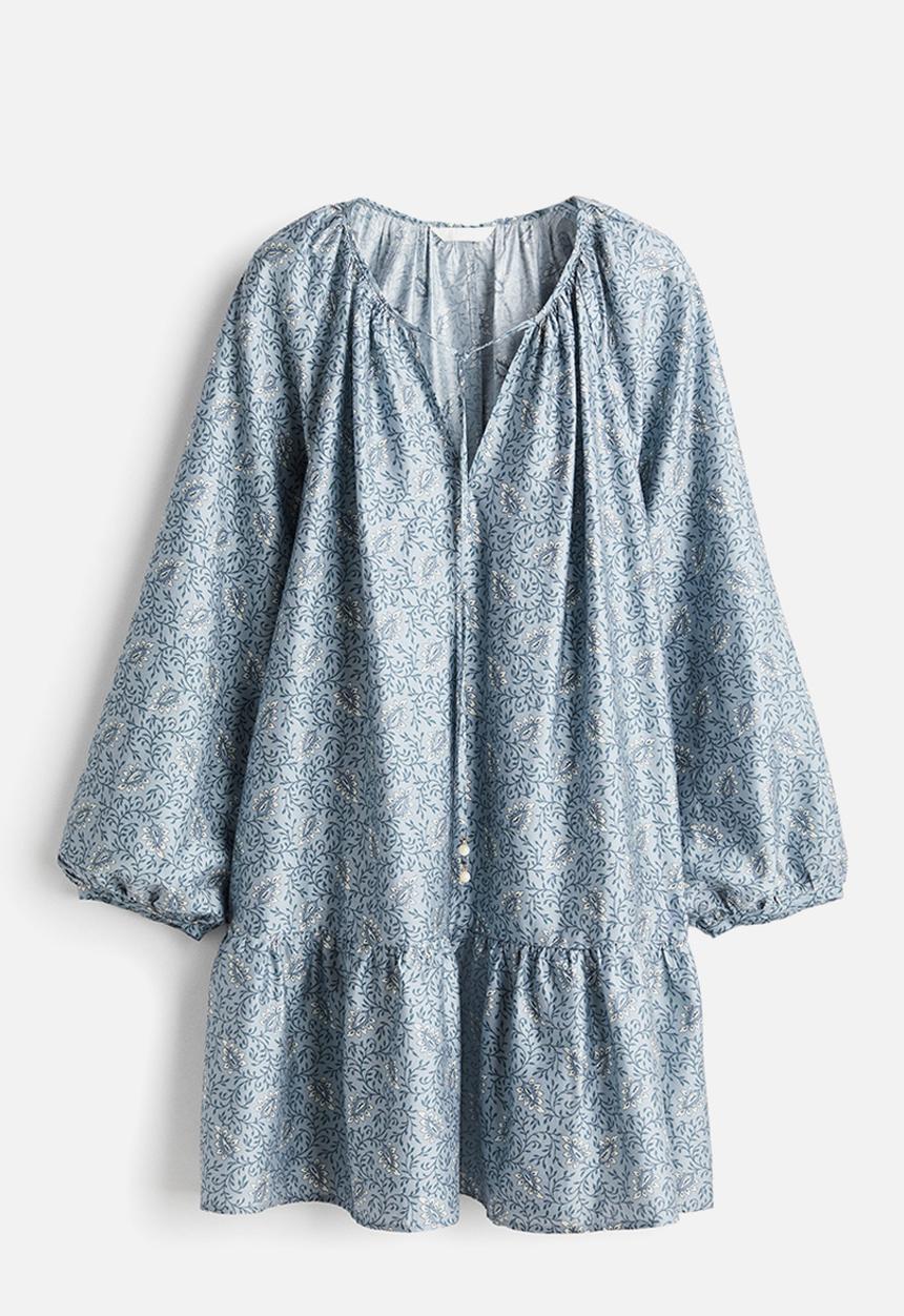 H&M - Tie-detail dress - dusty blue patterned