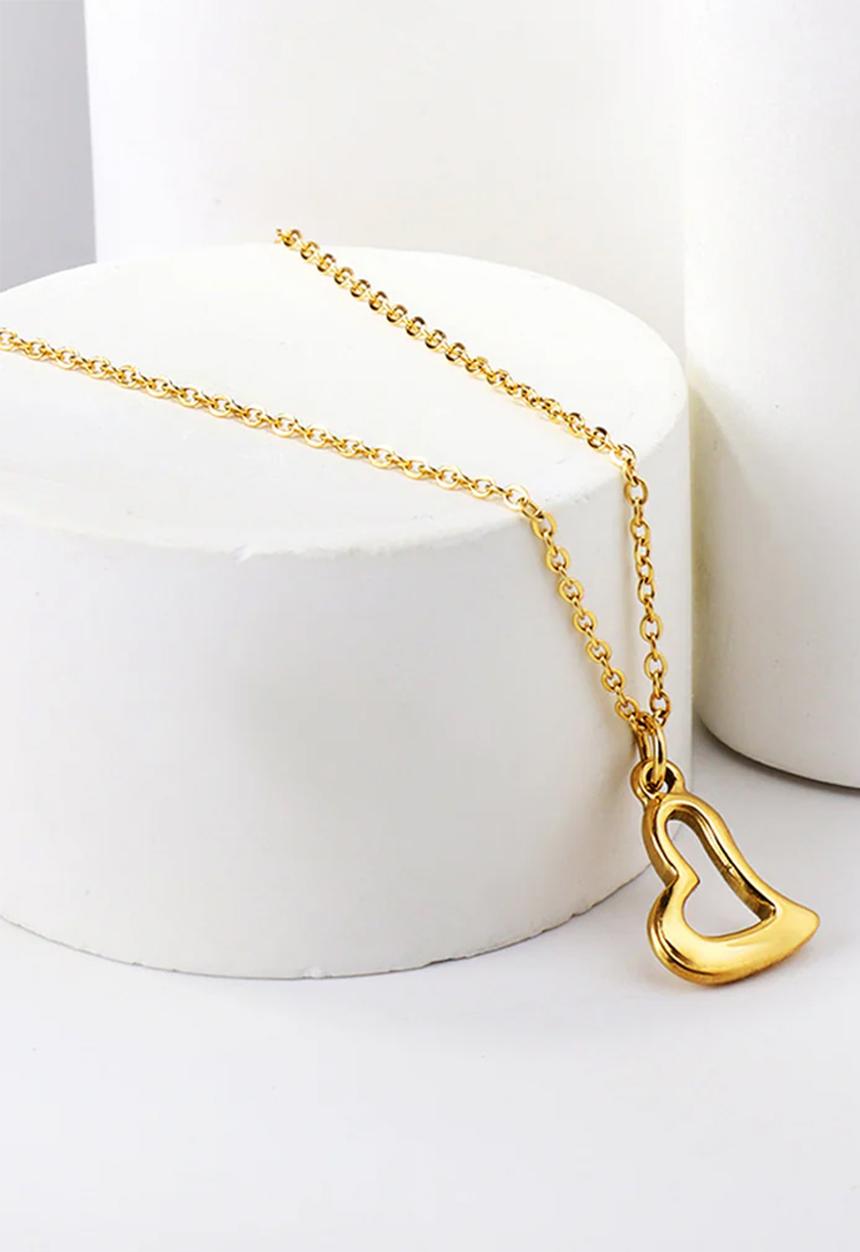 Zoe on Trend - Modern heart pendant necklace - gold