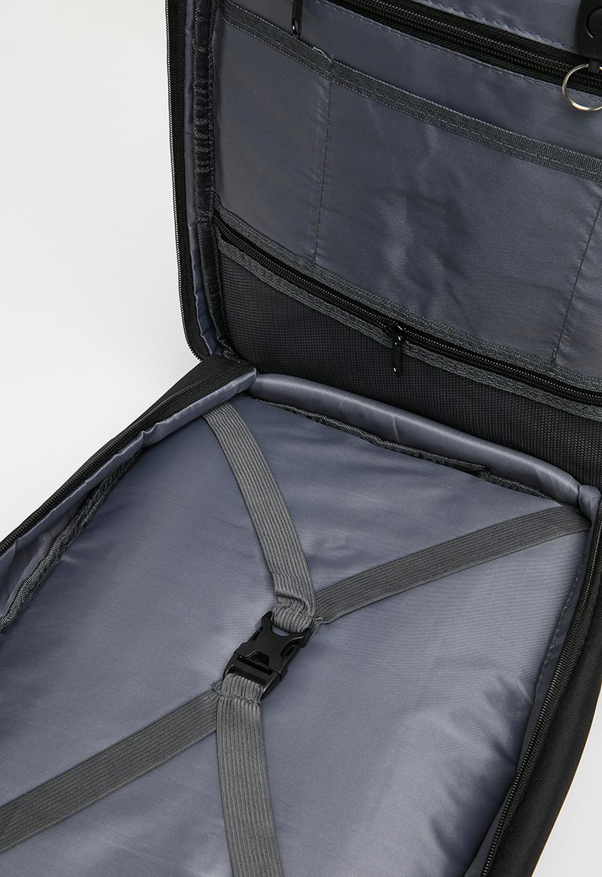 Sixth Floor - Savvy traveler backpack - black