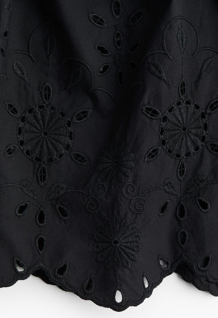 H&M - Cropped broderie anglaise blouse - black