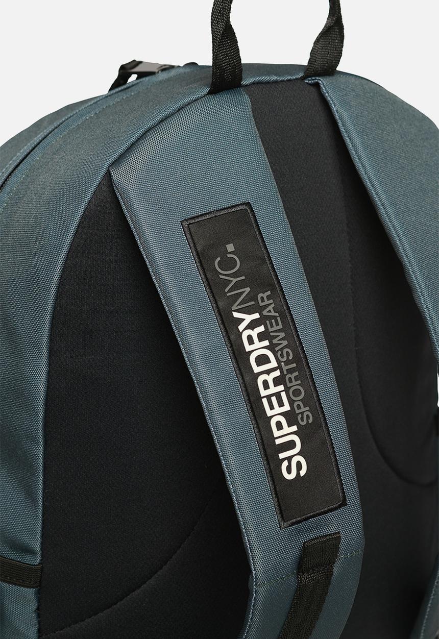 Superdry. - City Montana - Forest Green