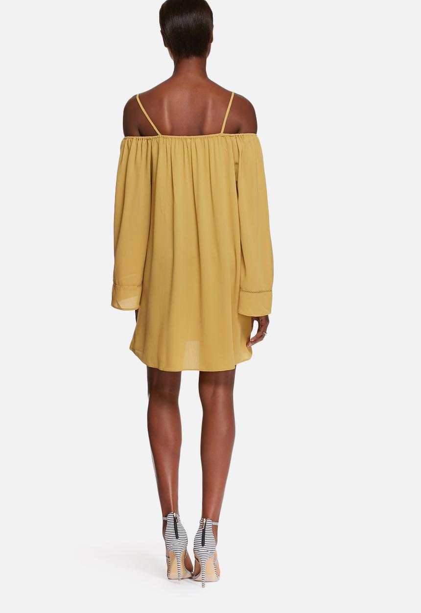 Glamorous - Mustard cold shoulder dress