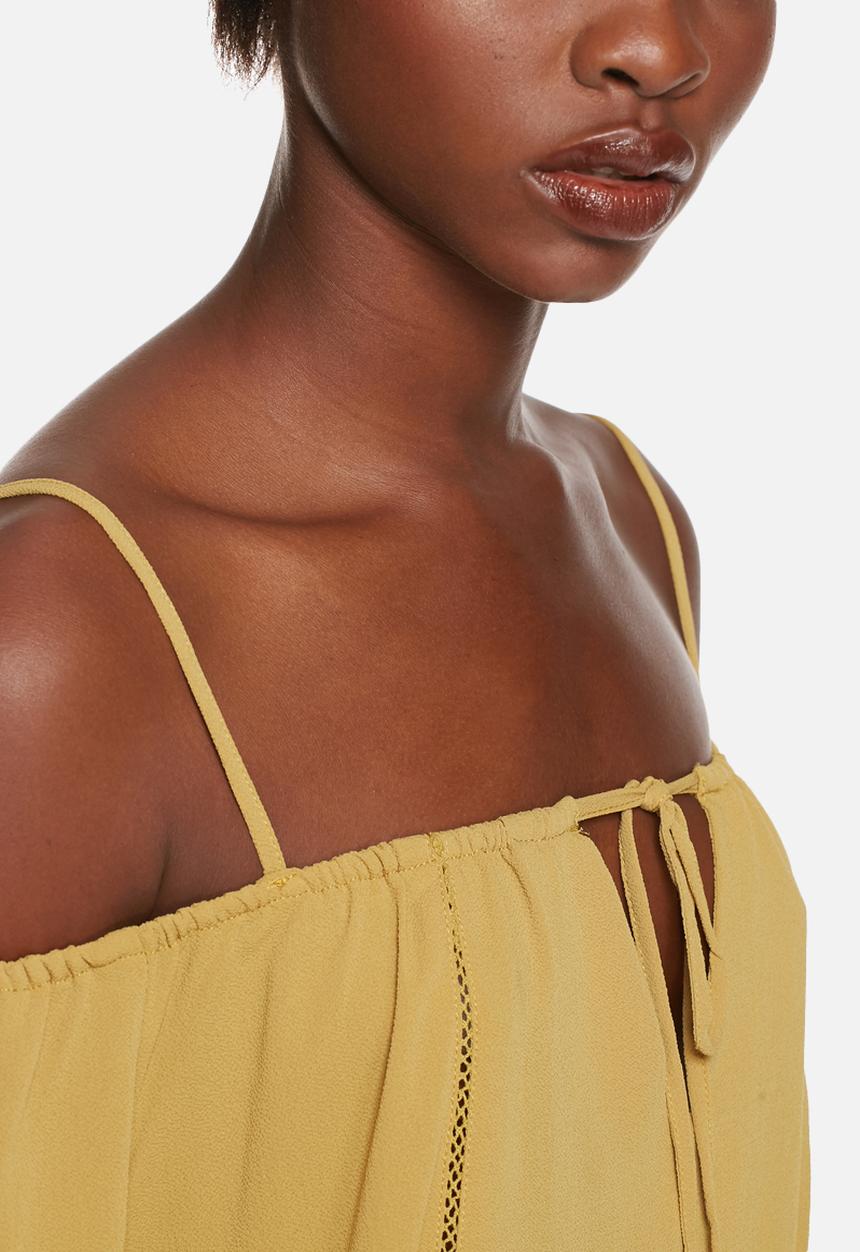 Glamorous - Mustard cold shoulder dress