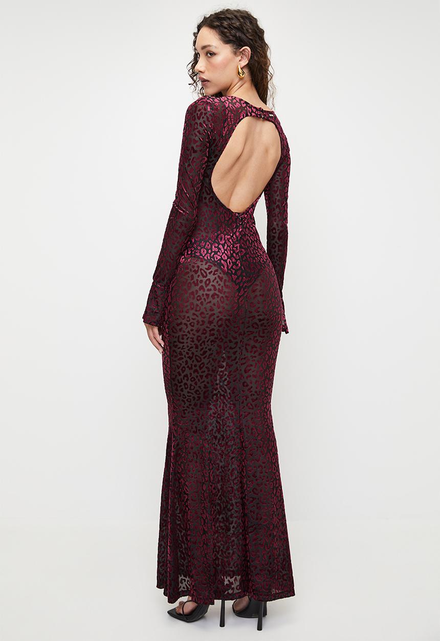 SISSY BOY - TEMPTING: Longsleeve Maxi Dress With An Open Back - Burgundy/ Black