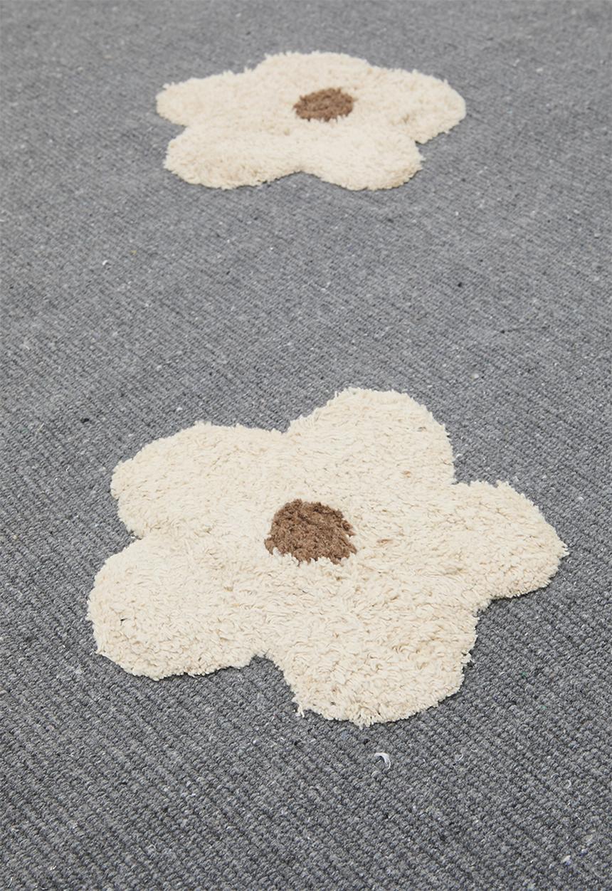 Sixth Floor - Flora tufted rug - Navy