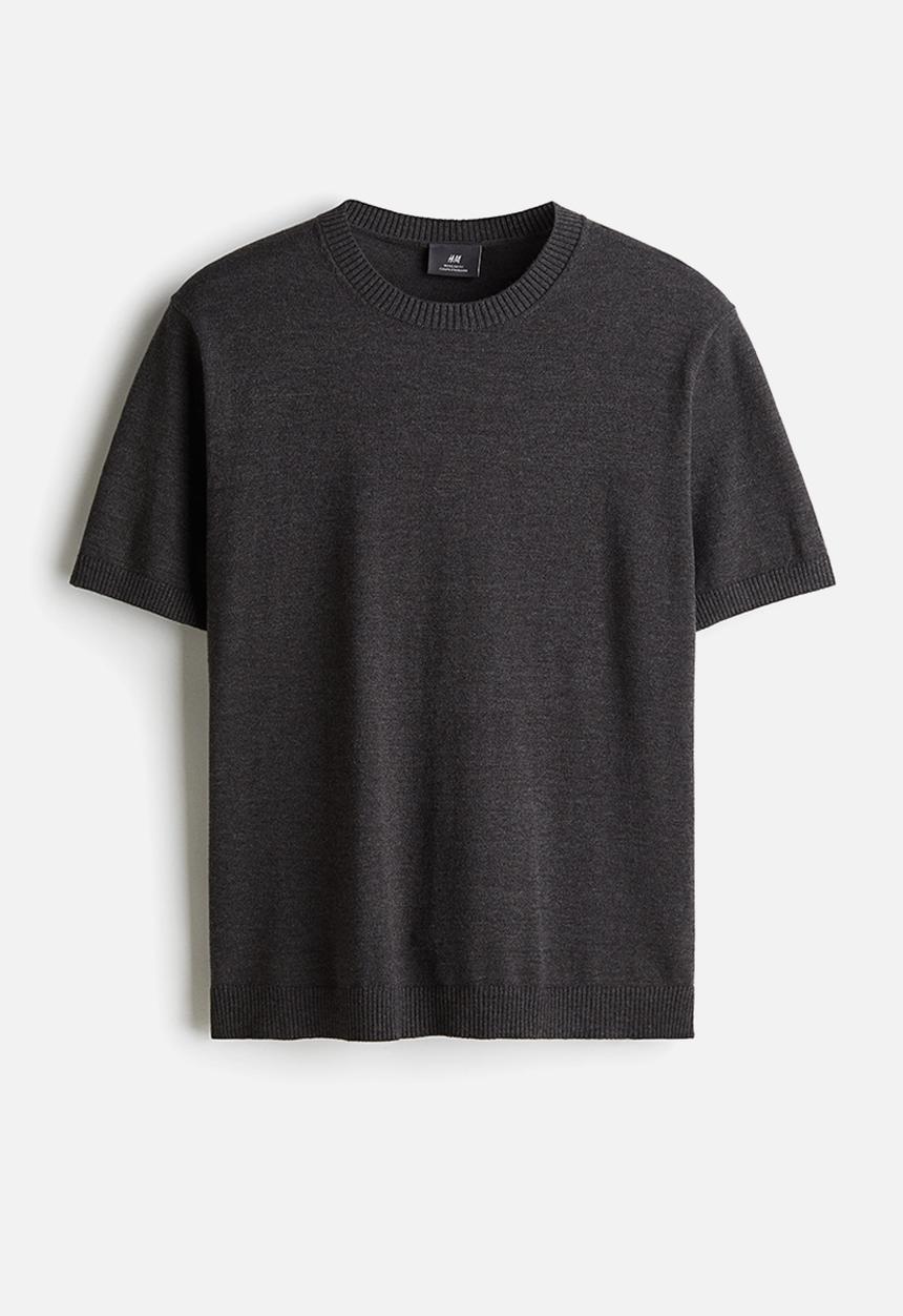 H&M - Regular fit knitted T-shirt - dark grey