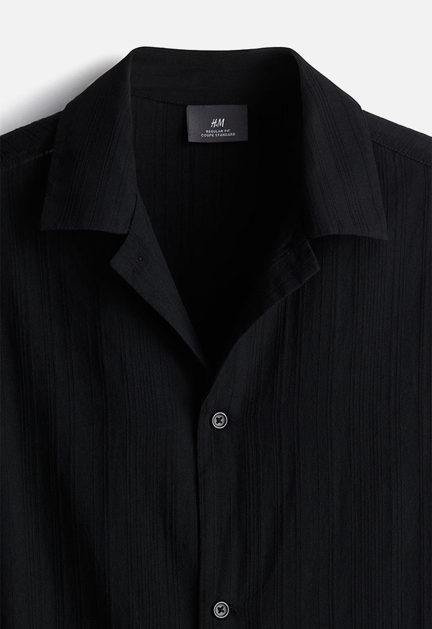 H&M - Regular fit textured-weave resort shirt - black