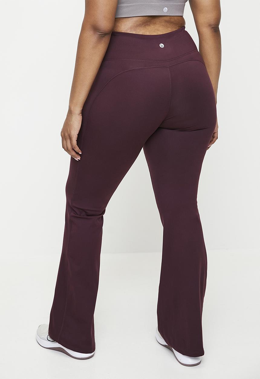 Cotton On - Plus Ultra Soft Studio Flare - Dark Oak