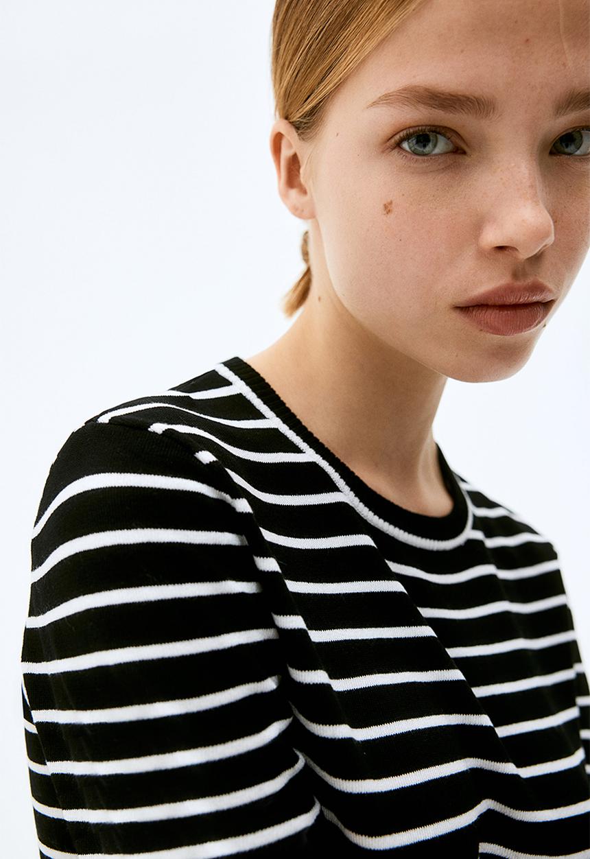 H&M - Fine-knit T-shirt - black striped