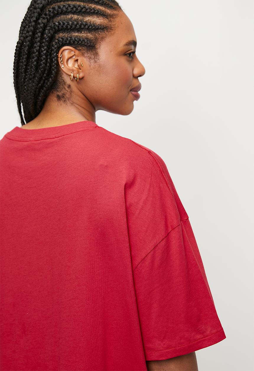 Cotton On - Plus 90S Graphic T-Shirt Nightie - Warm Cherry/Gingham Heart
