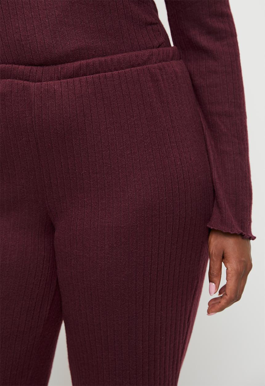 Cotton On - Plus Super Soft Ribbed Straight Leg Pant - Dark Oak