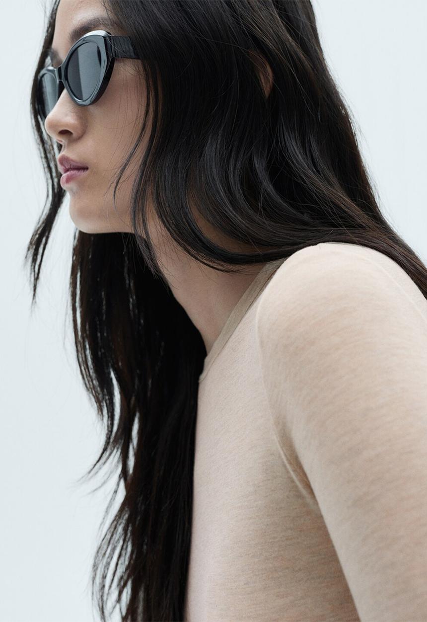 MANGO - T-shirt second -  light pastel brown