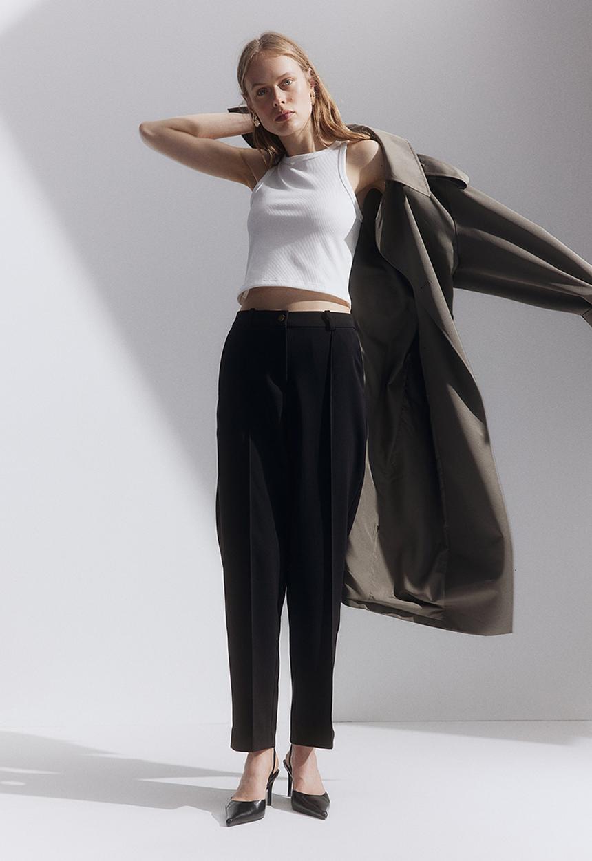 H&M - Tapered tailored trousers - black