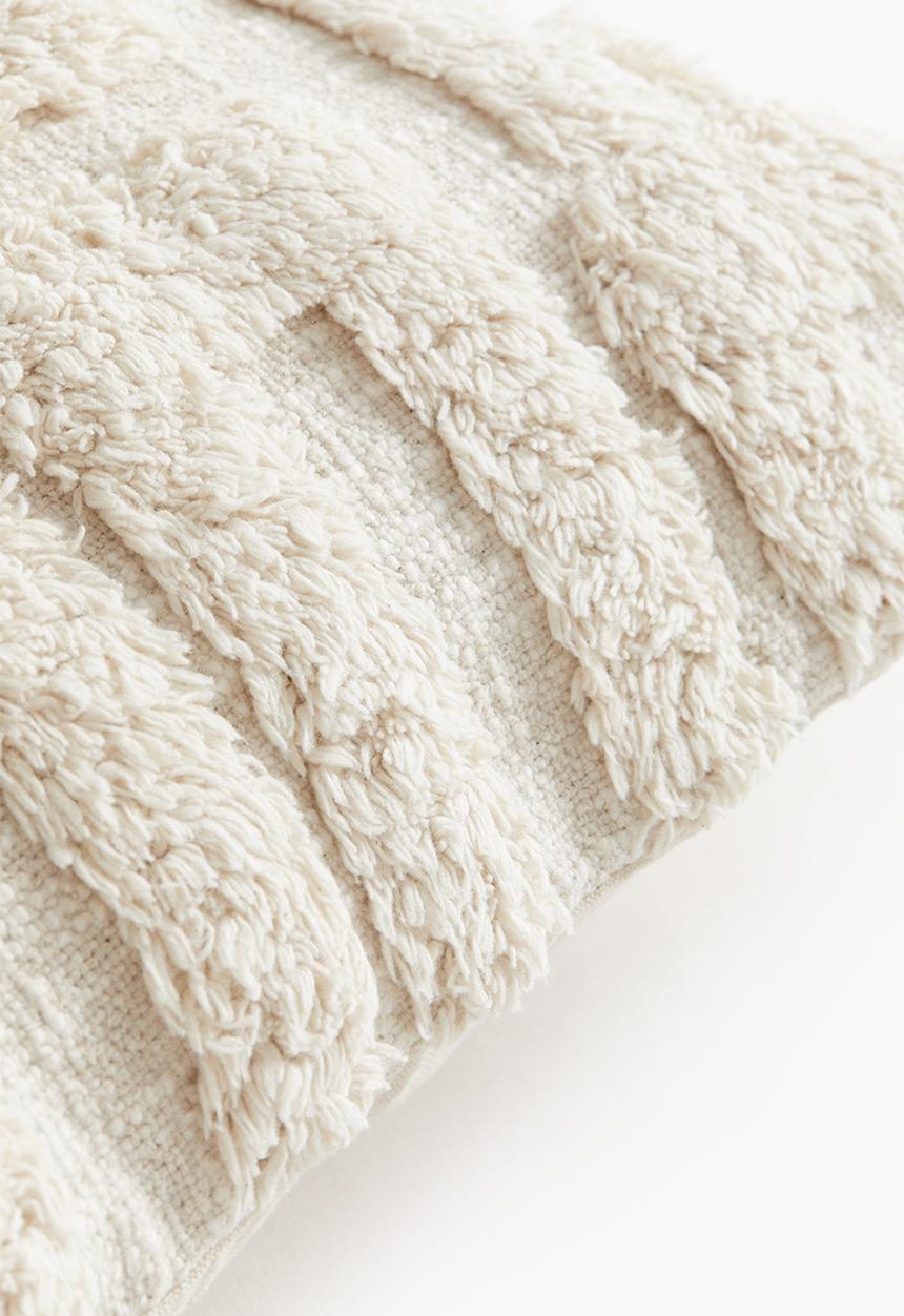 H&M - Tufted cushion cover - light beige 