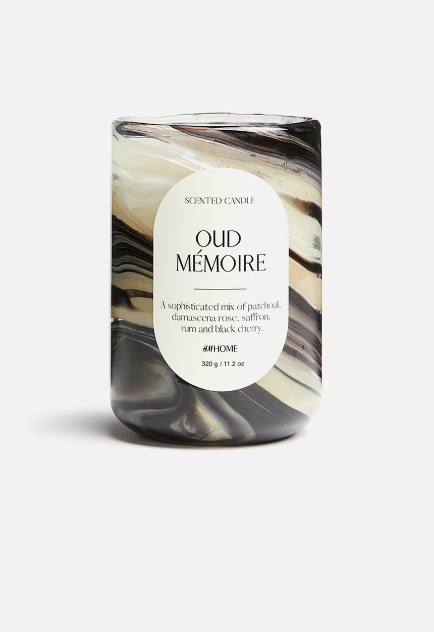 H&M - Scented candle in glass holder - black oud mémoire
