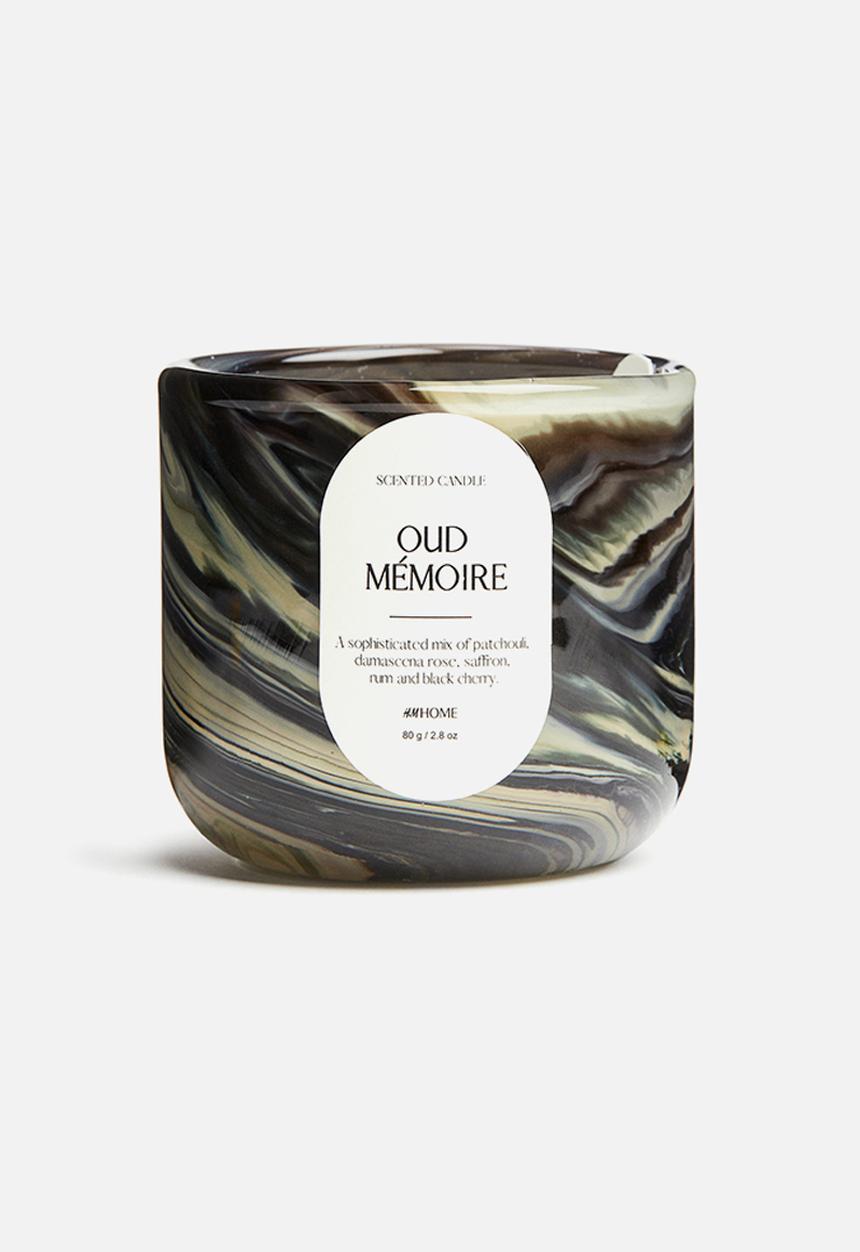 H&M - Scented candle in glass holder - black oud mémoire