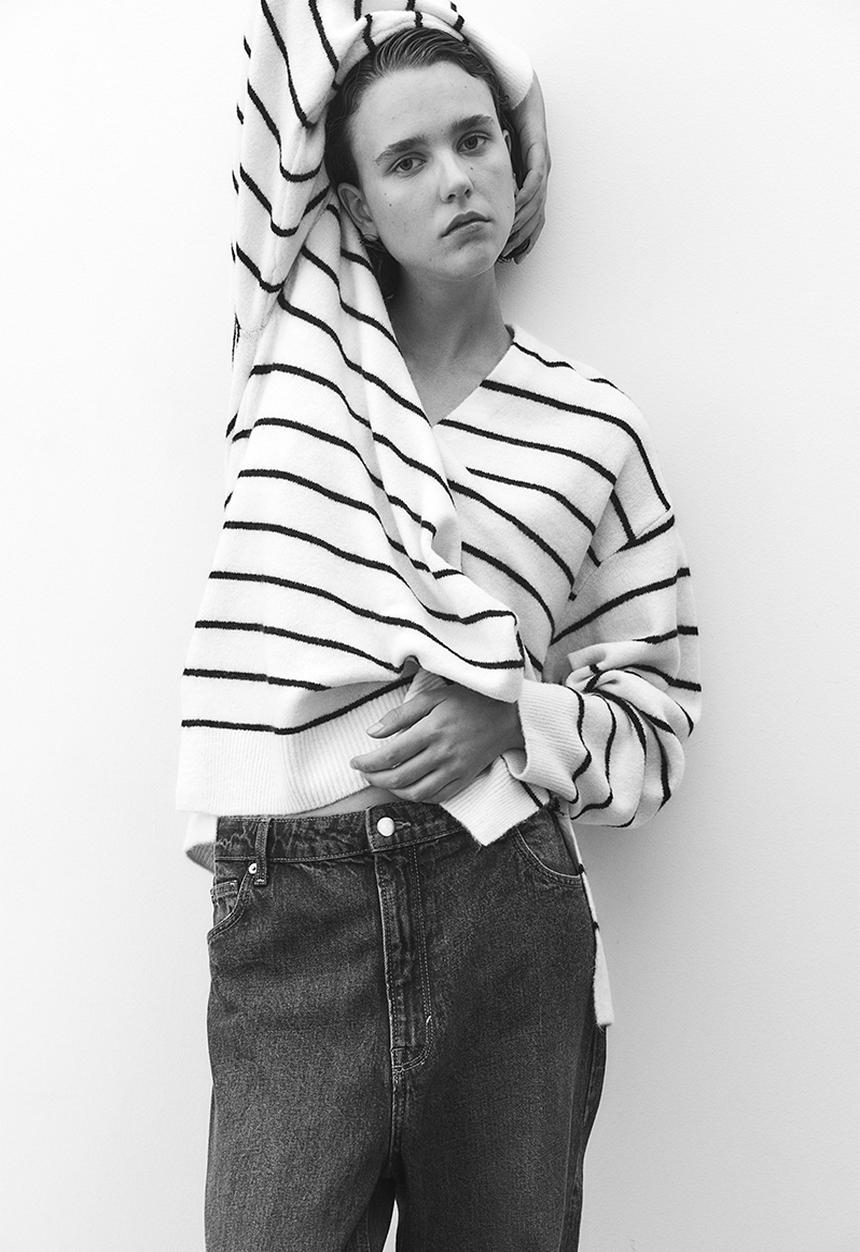 H&M - Oversized jumper - cream striped