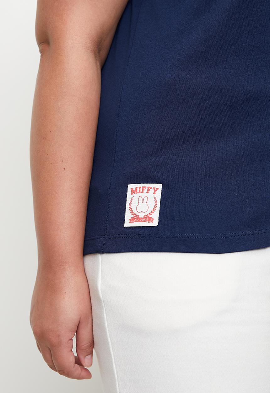 Cotton On - Plus Active V Neck Tshirt - Heritage Blue Stripe / Lcn Miffy