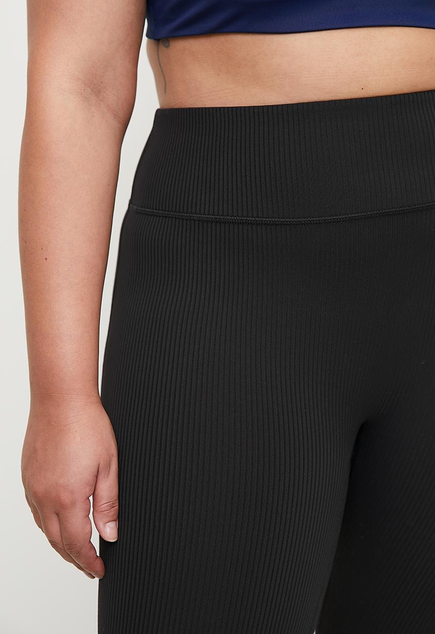 Cotton On - Plus Reform Rib Flare - Black