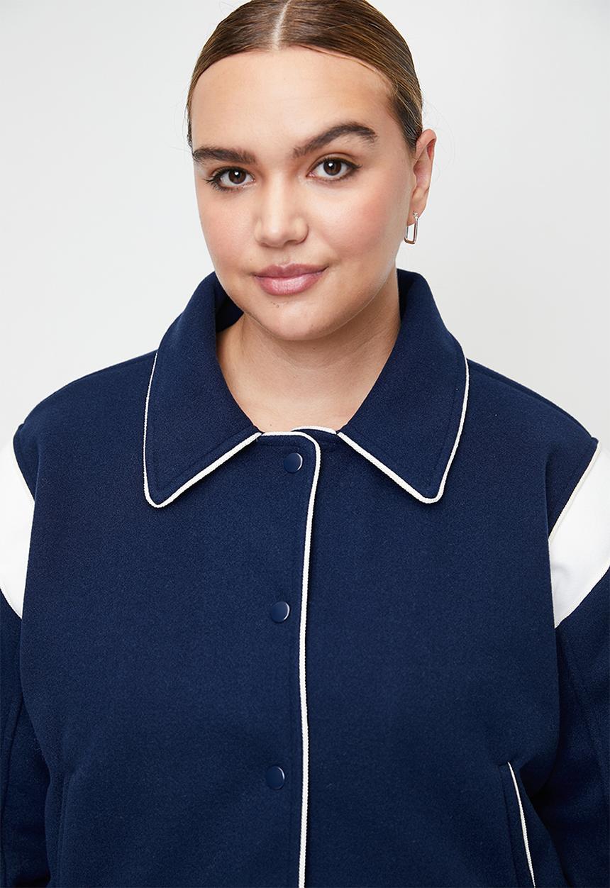 Cotton On - Plus On Field Panelled Bomber Jacket - Heritage Blue