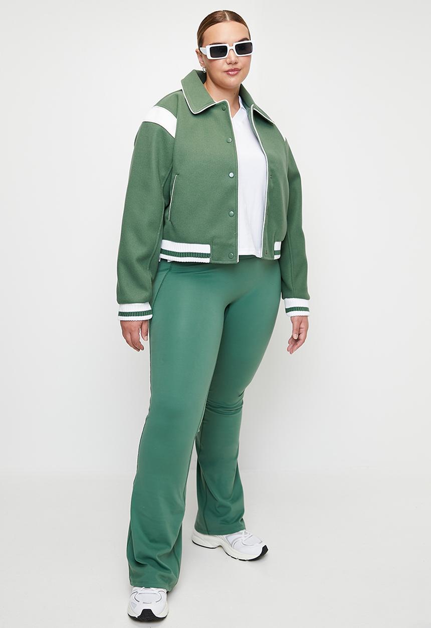 Cotton On - Plus On Field Panelled Bomber Jacket - Emerald Forest
