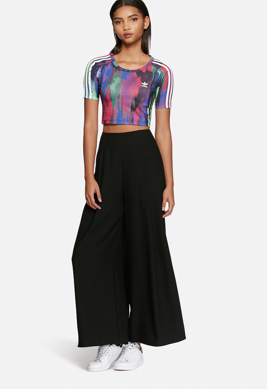 adidas Originals - Camouflage crop tee