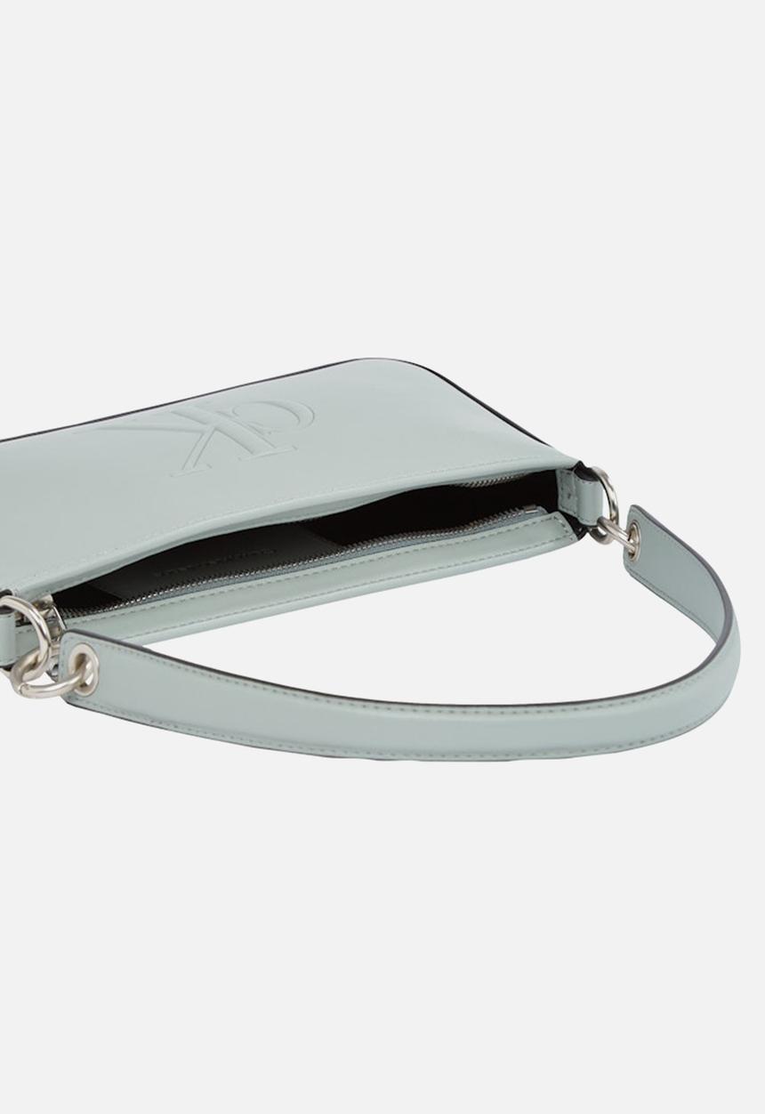 Calvin Klein - Sculpted shoulder pouch25 deboss - slate gray
