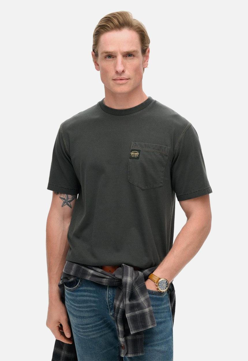 Superdry. - Contrast stitch pocket t-shirt - washed black