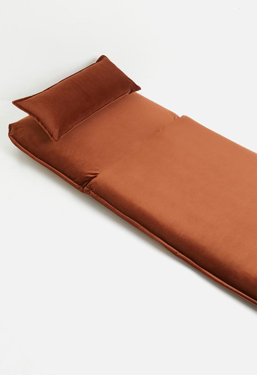 Sixth Floor - Astrid sleeper single seater - rust