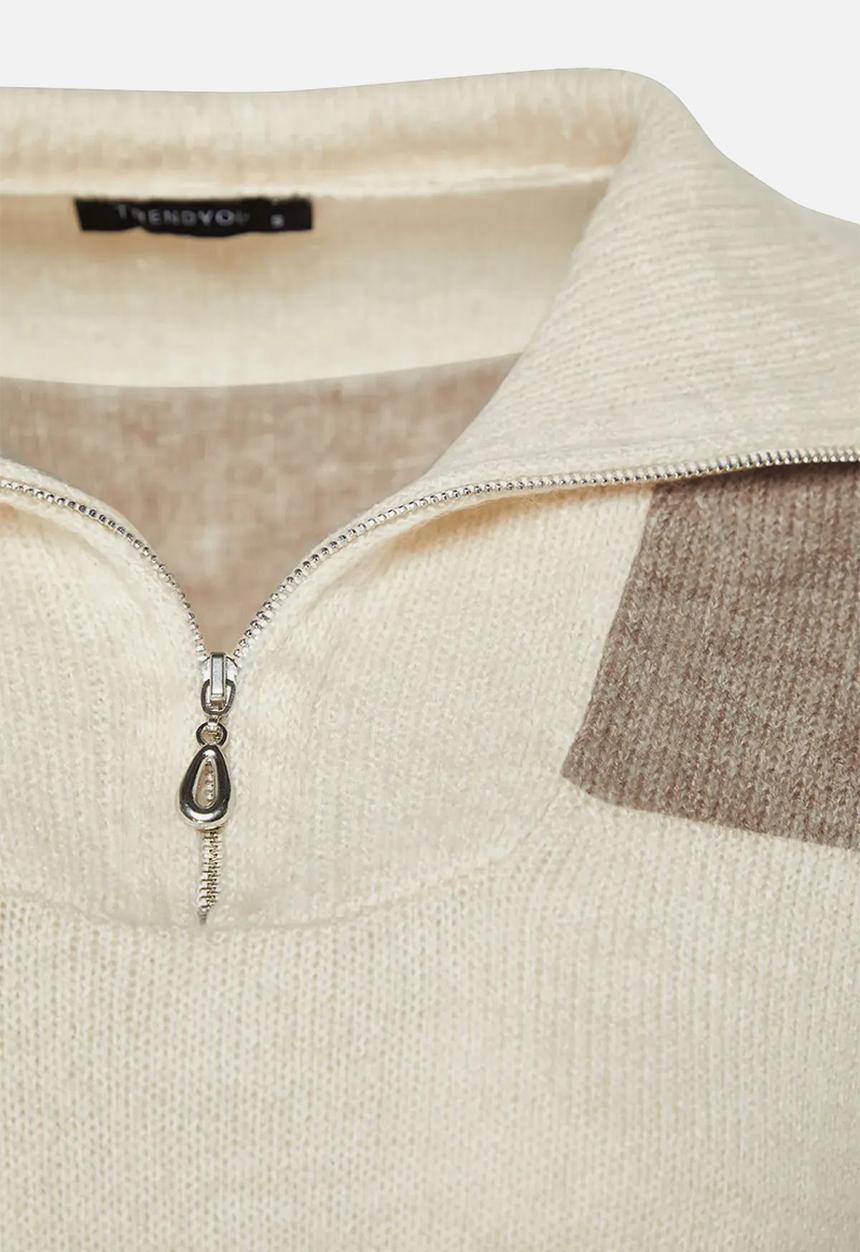 Trendyol - Soft texture zipper knitwear sweater - beige 