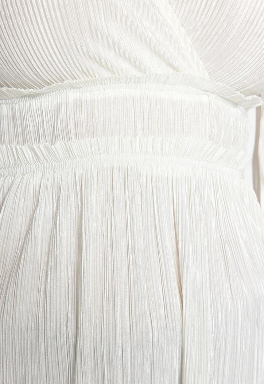 Trendyol - Pleat detailed double breasted frilly v neck knitted blouse - ecru