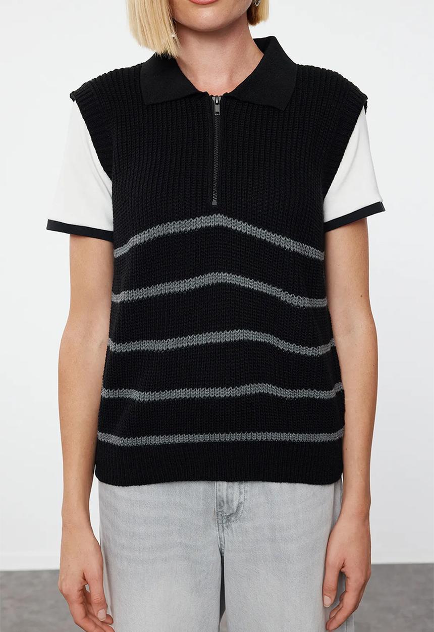 Trendyol - Zippered striped polo neck knit sweater - black