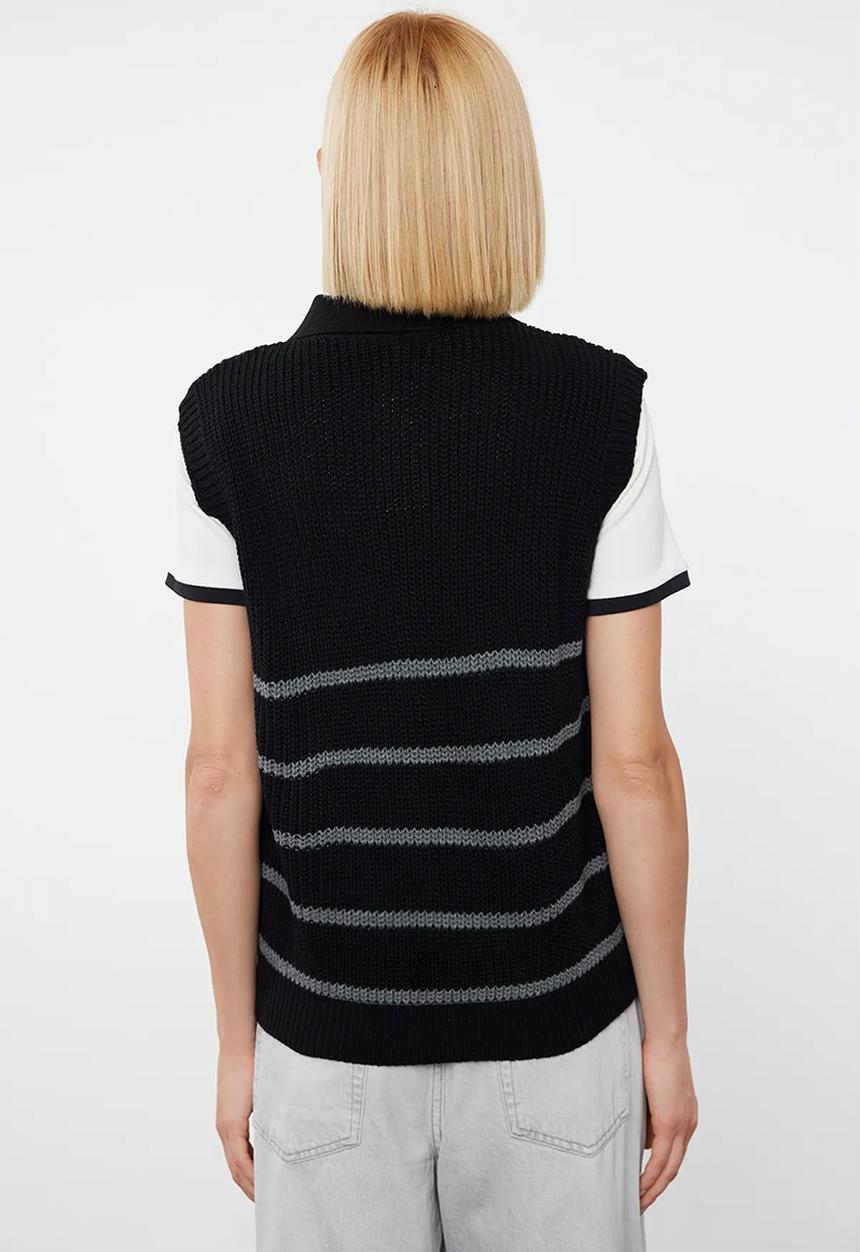 Trendyol - Zippered striped polo neck knit sweater - black