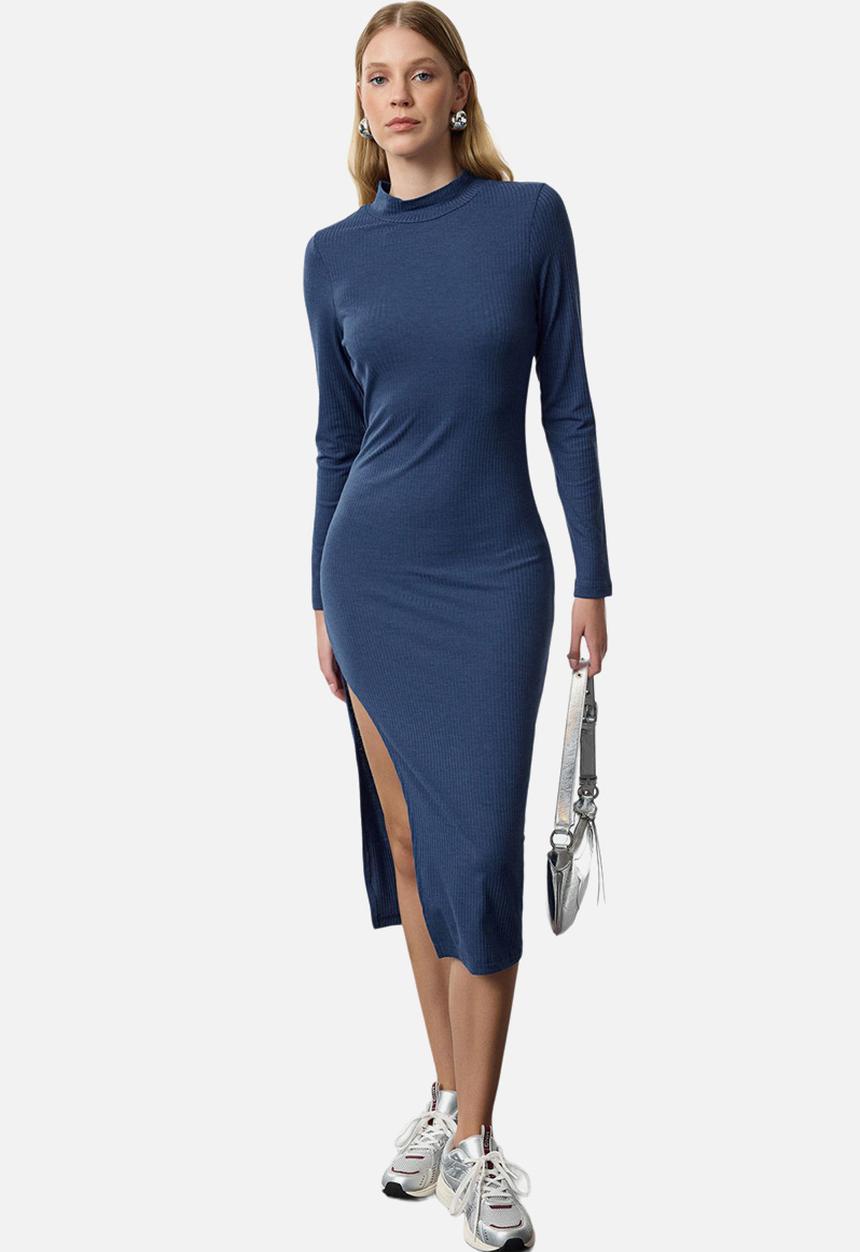 Trendyol - Ribbed Deep Slit Detailed Fitted Midi Stretchy Knitted Dress - Indigo