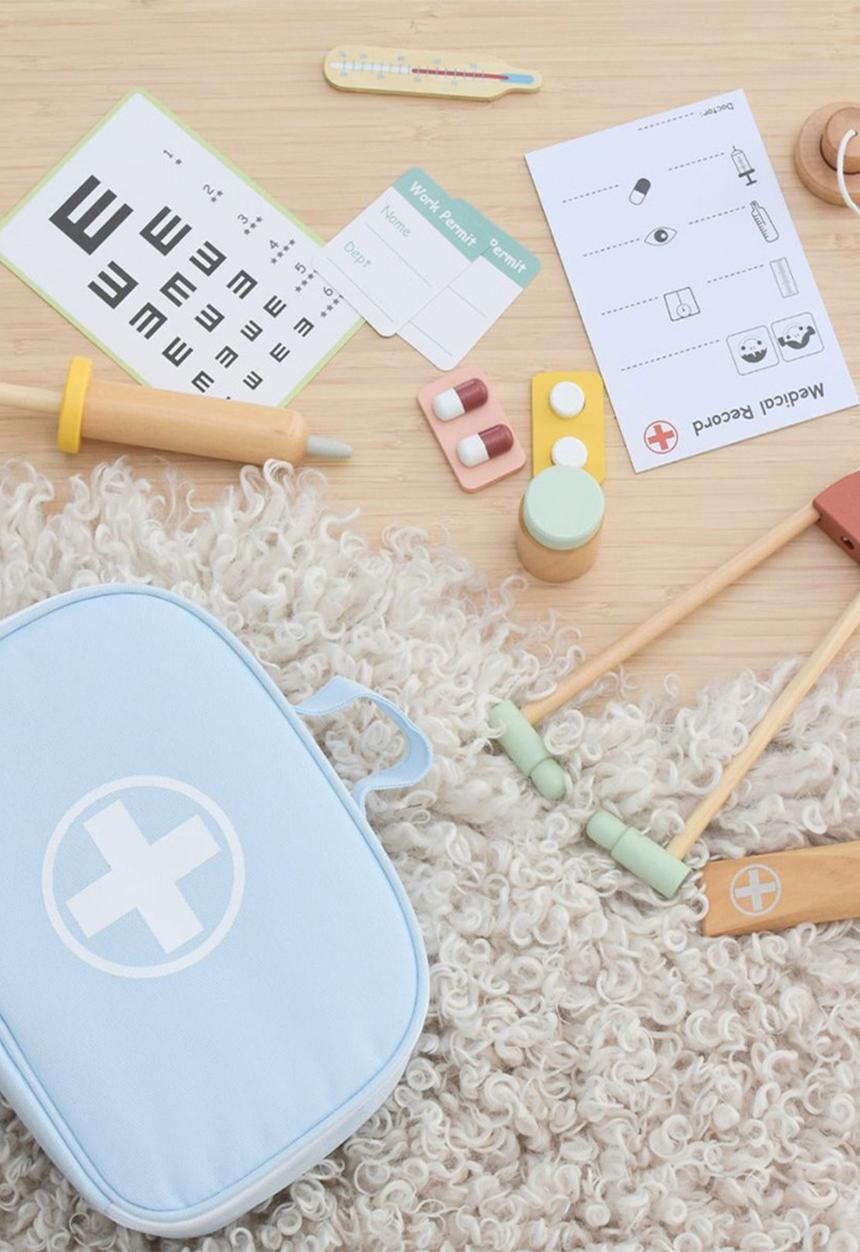 Greenbean Learning - Pretend & play – doctor case - multi