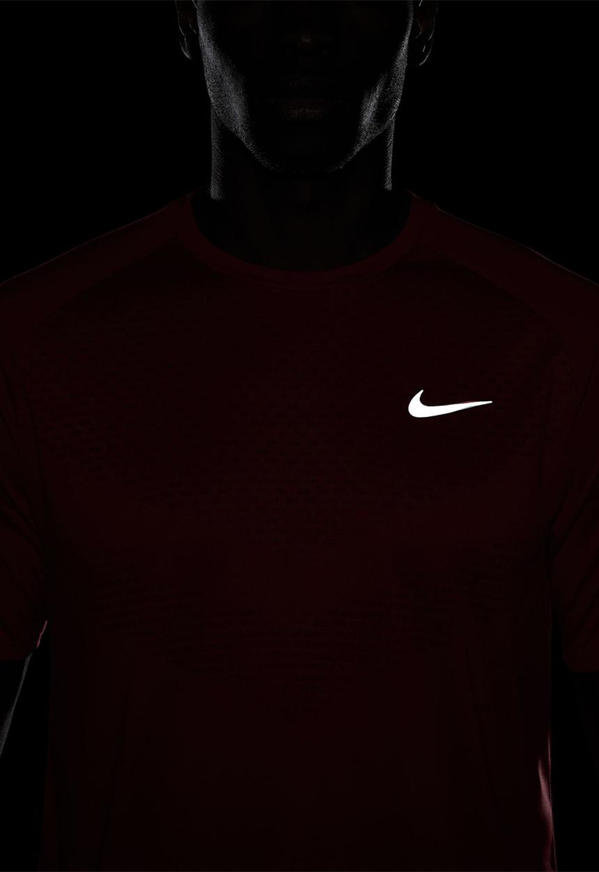 Nike - Stride  Dri-FIT ADV Short-Sleeve Running Top- University Red
