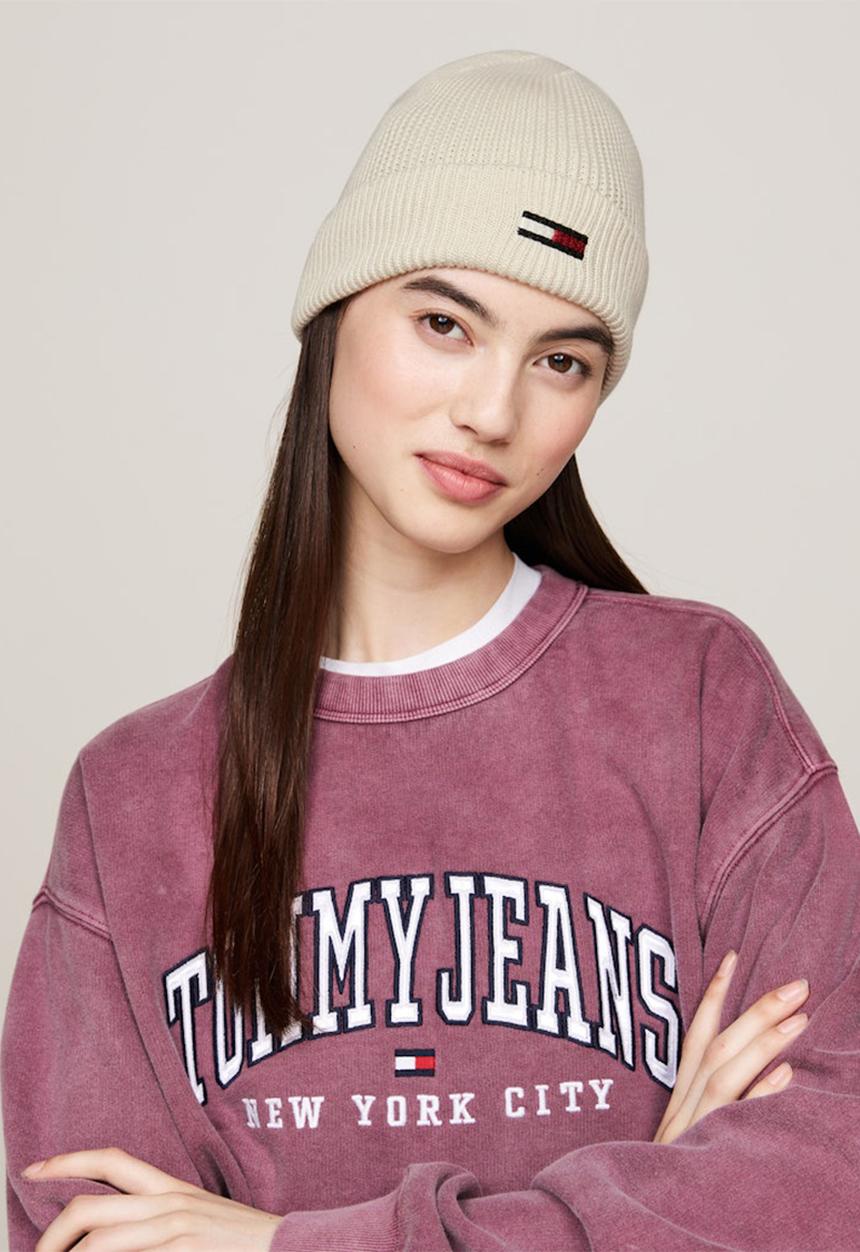 Tommy Hilfiger - Elongated flag beanie - beige